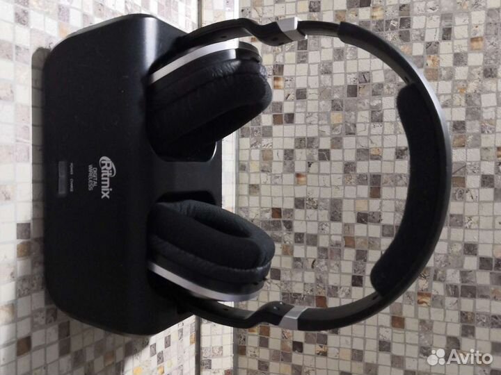 Беспроводные наушники