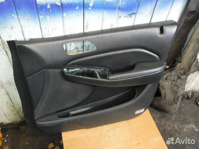 Обшивка двери передней Acura MDX