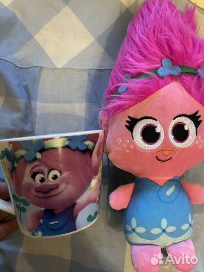 Игрушка в кружке магнит