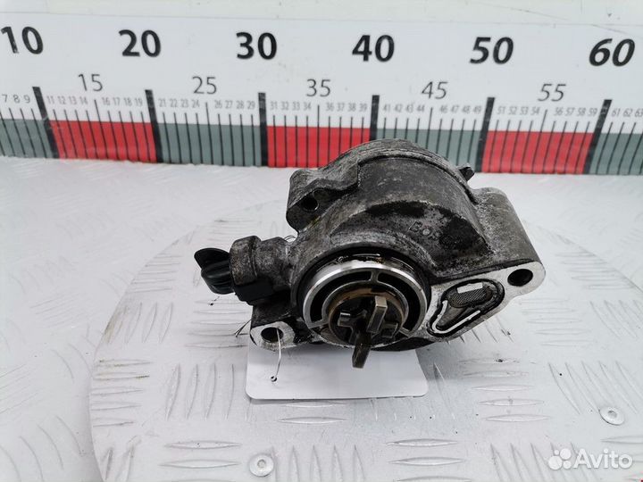 Насос вакуумный Citroen C3 Picasso 2005