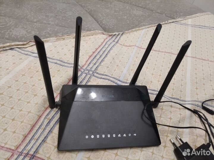 Роутер D-Link DIR-825/R4