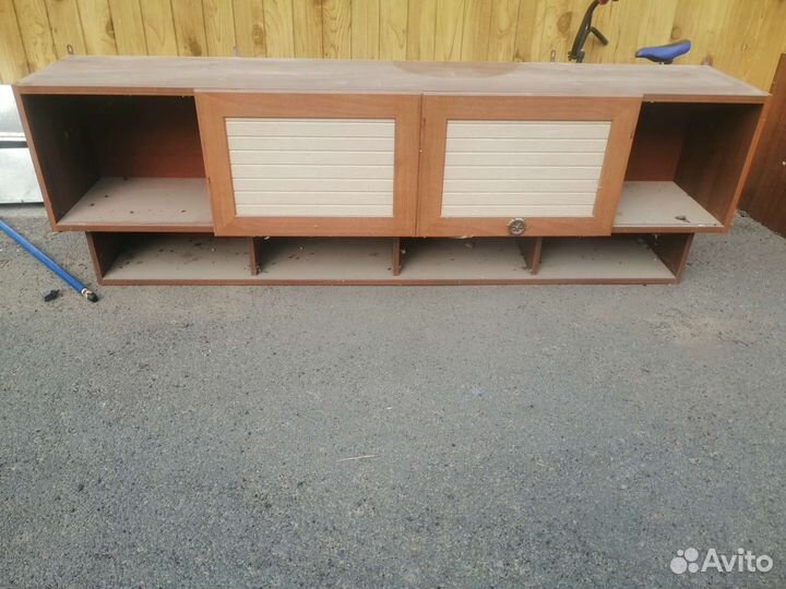 Кровать, полка