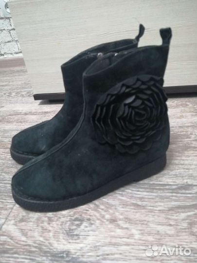Ботинки женские