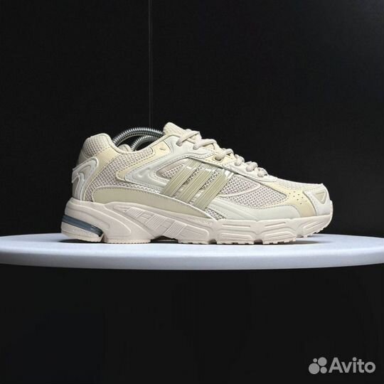 Кроссовки Adidas Response CL beige