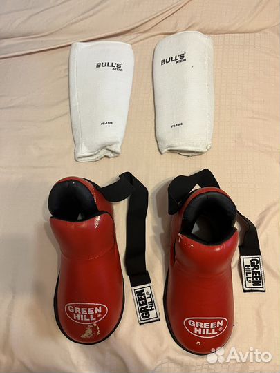 Кикбоксерские футы и защита голени