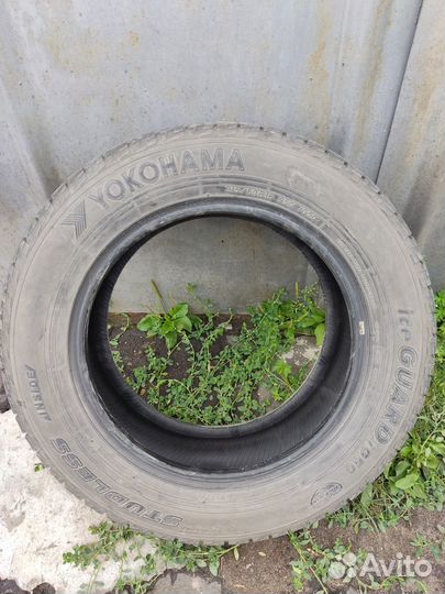 Yokohama Ice Guard IG50 215/60 R16