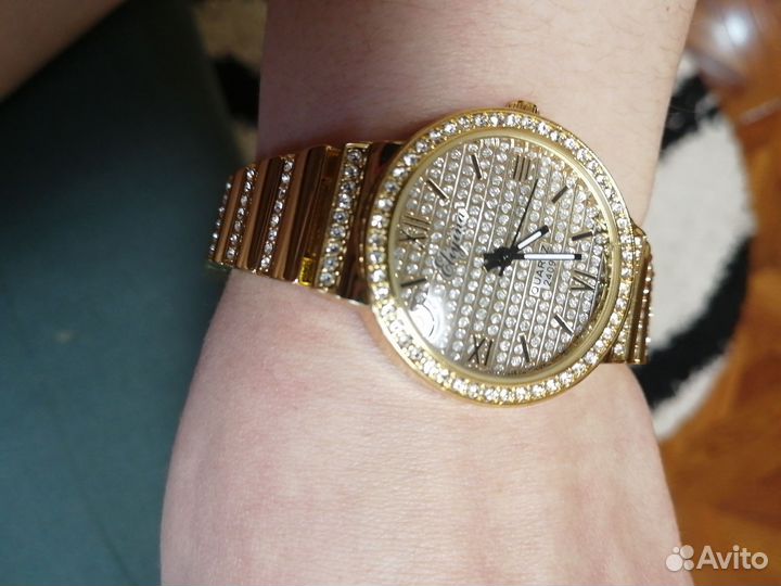 Позолоченые часы женские