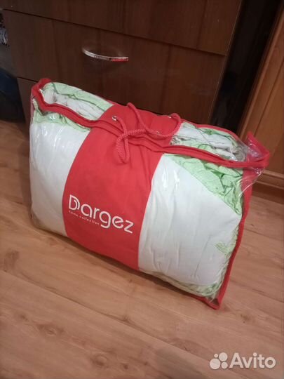 Постельное белье в детскую кроватку с бортиками