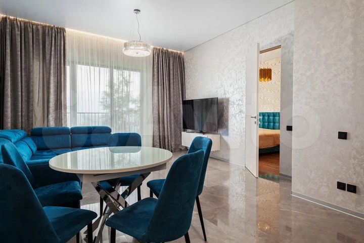 3-к. квартира, 110 м², 1/30 эт.