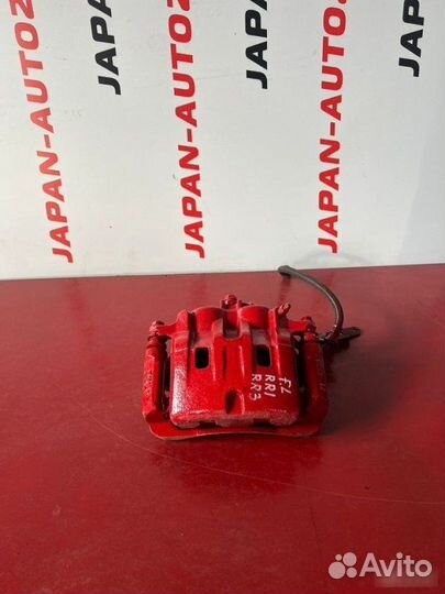 Суппорт передний левый Honda Elysion RR1 RR3 RR4