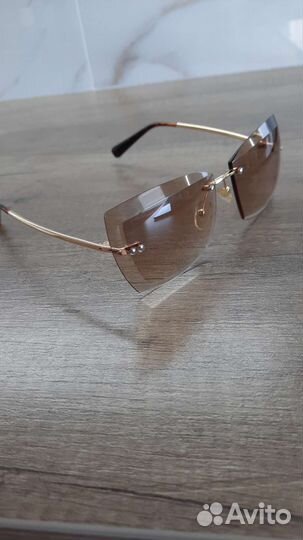 Солнцезащитные очки