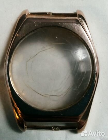 Наручные золотые часы 