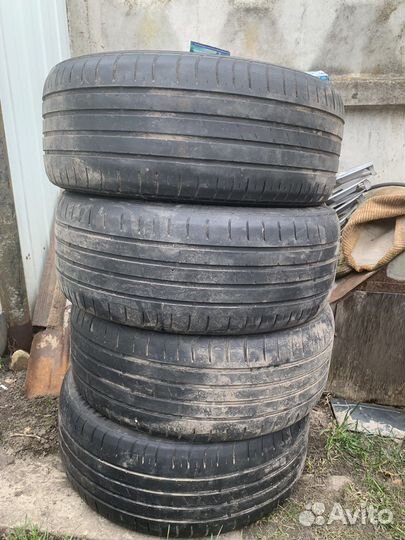 Kumho Ecsta HS51 215/50 R17 95W