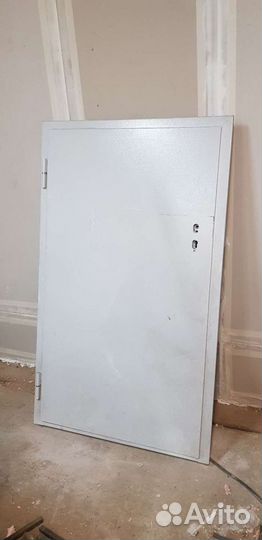 Дверь в подвал (тех. подполье) металлическая
