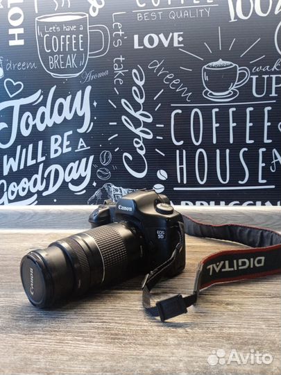 Продам фотоаппарат Canon 5d, body