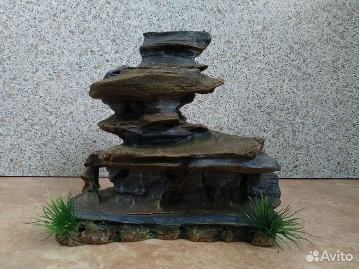 Декорация для аквариума Скала со мхом