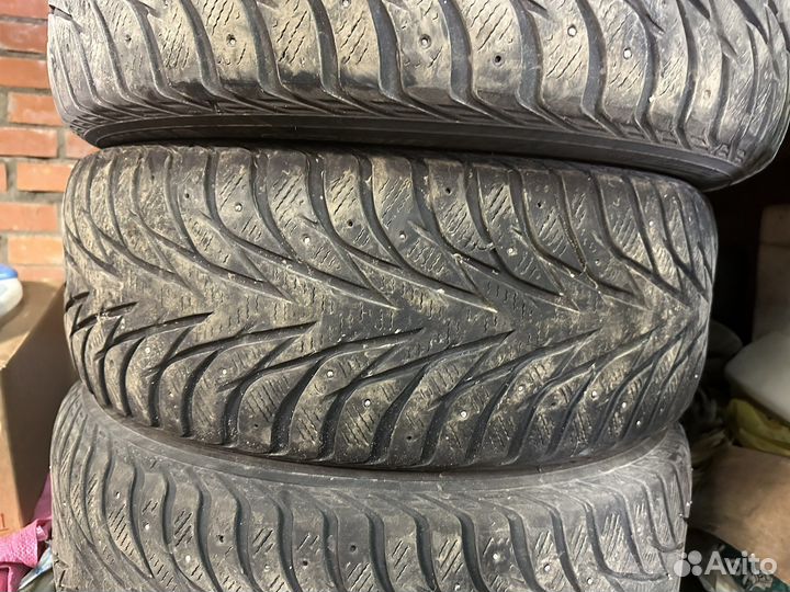 Yokohama Ice Guard Stud IG55 235/55 R19 101T