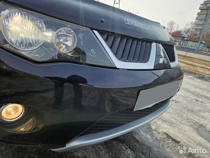 Mitsubishi Outlander 3.0 AT, 2008, 280 000 км