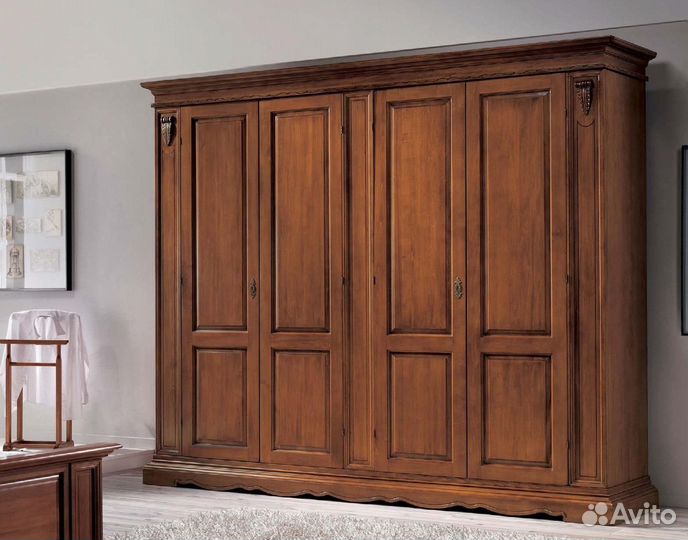 Шкаф четырехстворчатые
