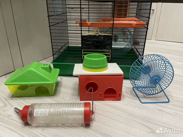 Домик для грызунов, поилка для кролека, колесо