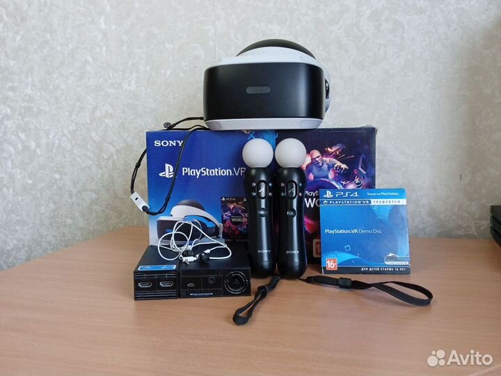 PlayStation VR + 2 PS Move