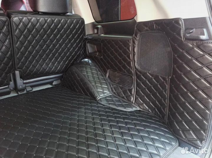 3Д коврики в багажник toyota land cruiser 200