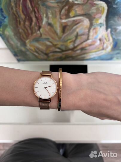 Наручные часы и браслет Daniel Wellington