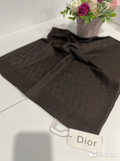 Шелковый платок Dior оттенок темный шоколад