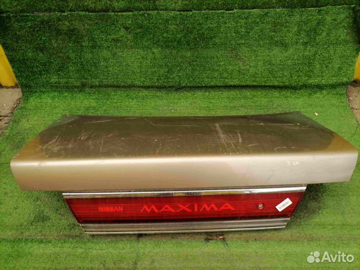 Крышка багажника Nissan Maxima J30