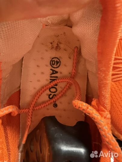 Кроссовки Изи