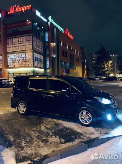 Трансфер Минивэн Черкесск Поссажирсие перевозки