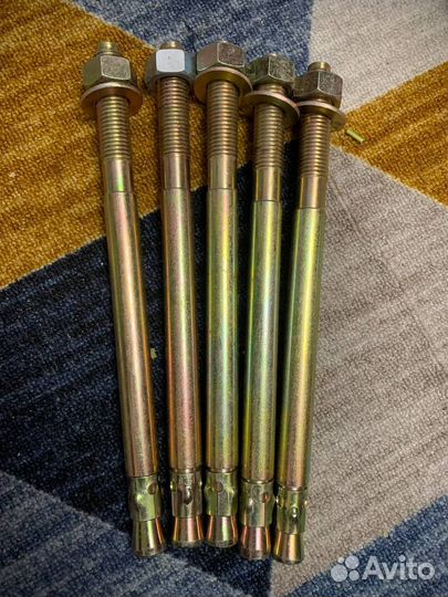 Анкер клиновой