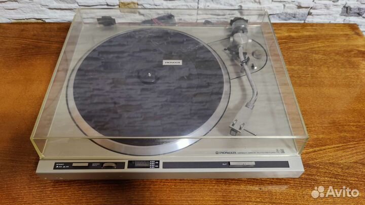 Проигрыватель винила Pioneer PL-200