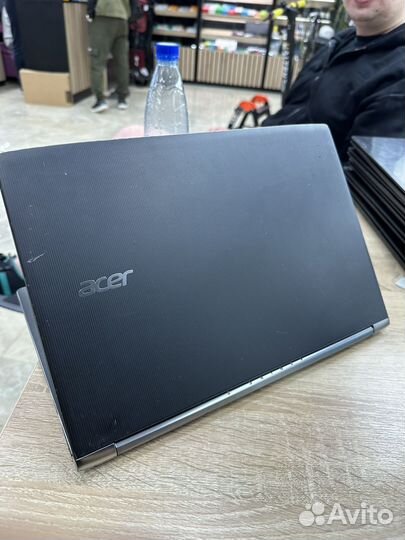 Шустрый ультрабук Acer S5-371 Core i3-6/8/256/FHD