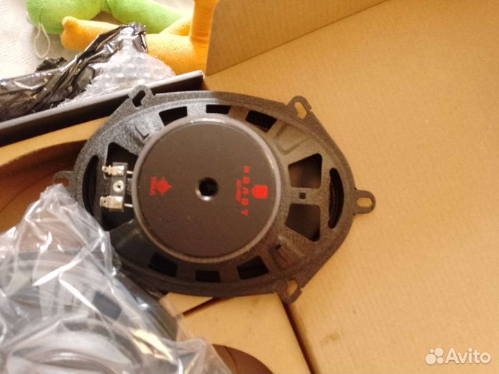 Колонки в автомобиль