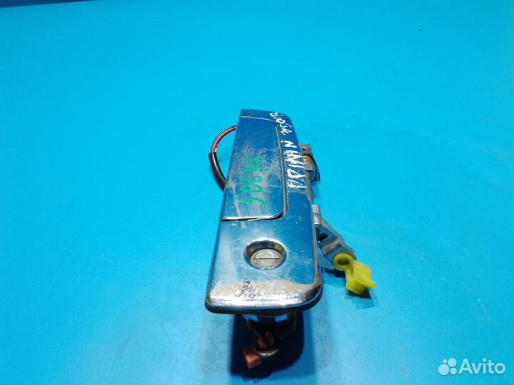 Ручка двери передняя левая Mitsubishi Pajero Pinin