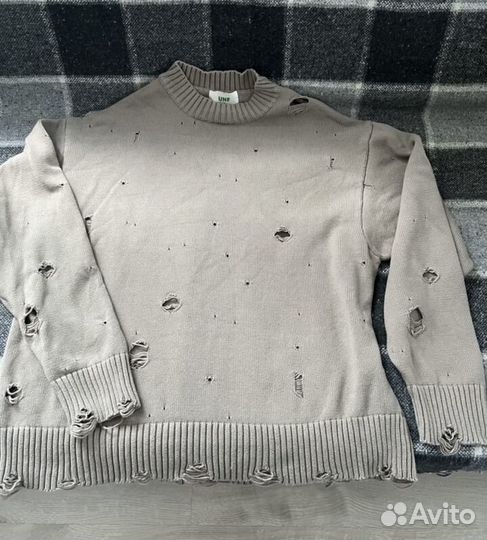 Свитер женский