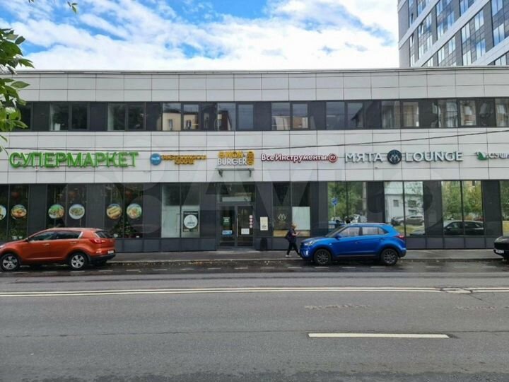 Продам торговое помещение, 204 м²