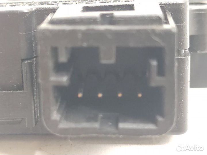 Сервопривод заслонок печки Mercedes-Benz C-Class