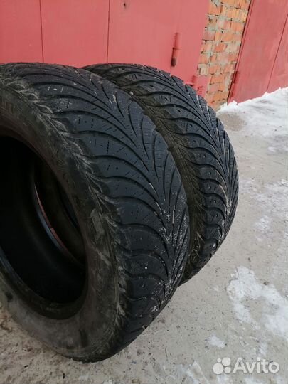 Goodyear UltraGrip Extreme 205/65 R15 94