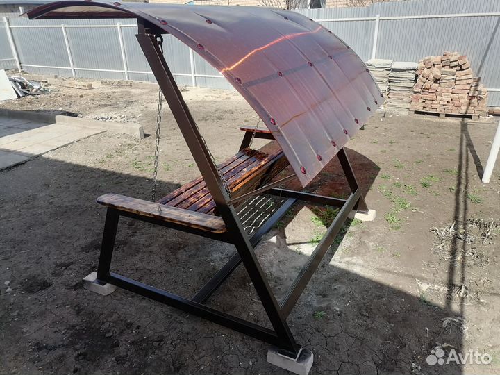 Садовая качеля