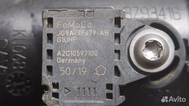 Патрубок интеркулера Ford Explorer 2019