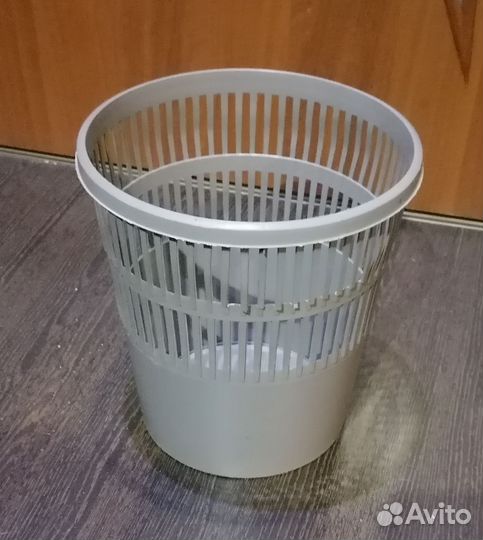 Корзина для бумаг