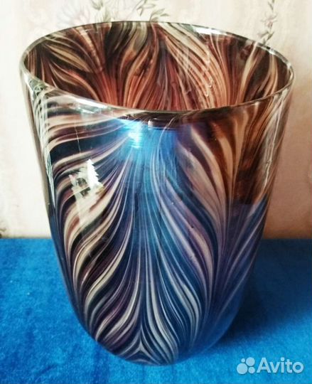 Вазы Богемия(Чехия) 20 век и гутные