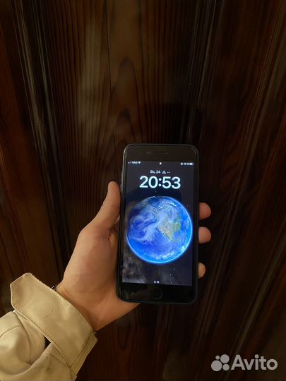 iPhone 8 Plus, 64 ГБ