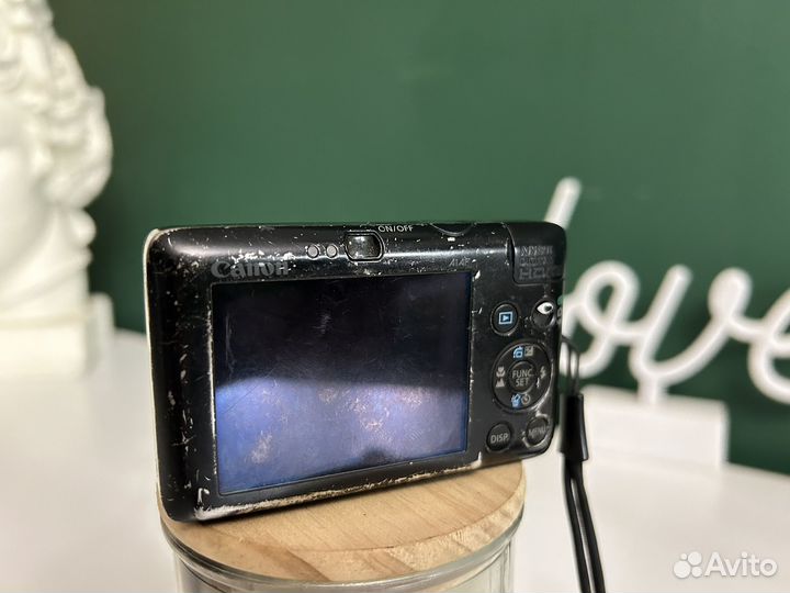 Компактный цифровой фотоаппарат Canon ixus 100 IS