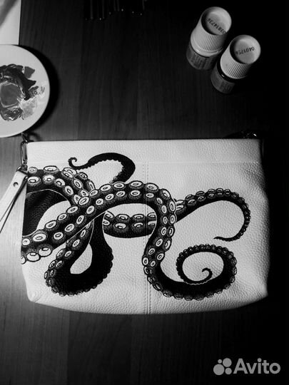 Роспись одежды акрилом