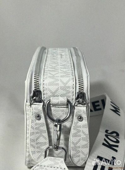 Стильная и удобная сумка Michael Kors через плечо