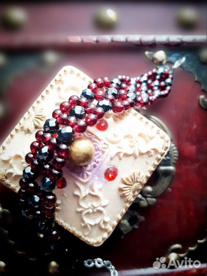 Браслет с гранатом и гематитом