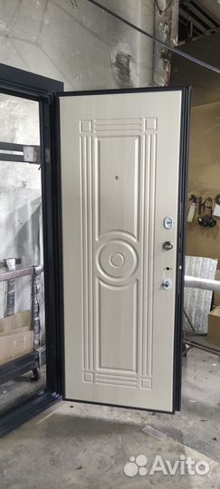 Дверь входная